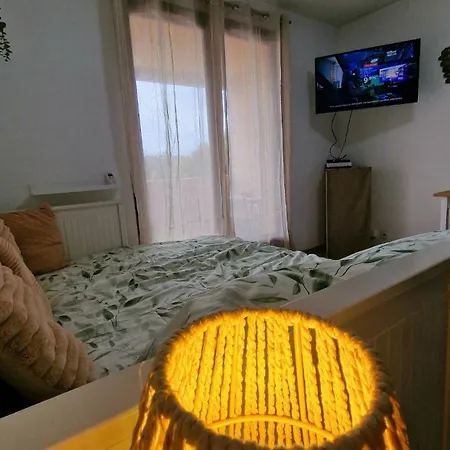 Paisible Belle Vue Et Proche De La *